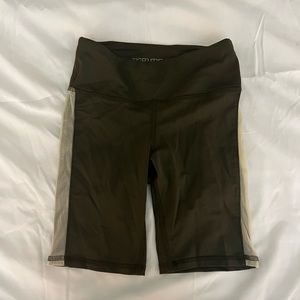 Tiger Friday Dancewear Biker Shorts / Size: Youth Large / Never Worn